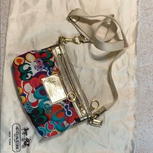 Small Coach poppy crossbody